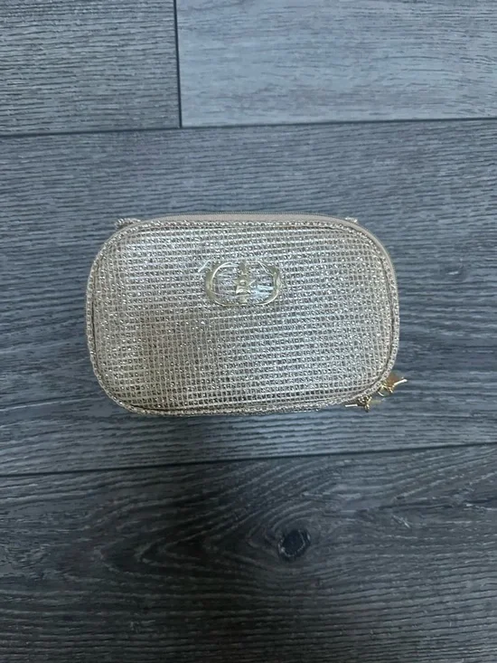 NIB - Dior Metallic Gold Woven Cosmetic Case set with lip products - Picture 3 of 10